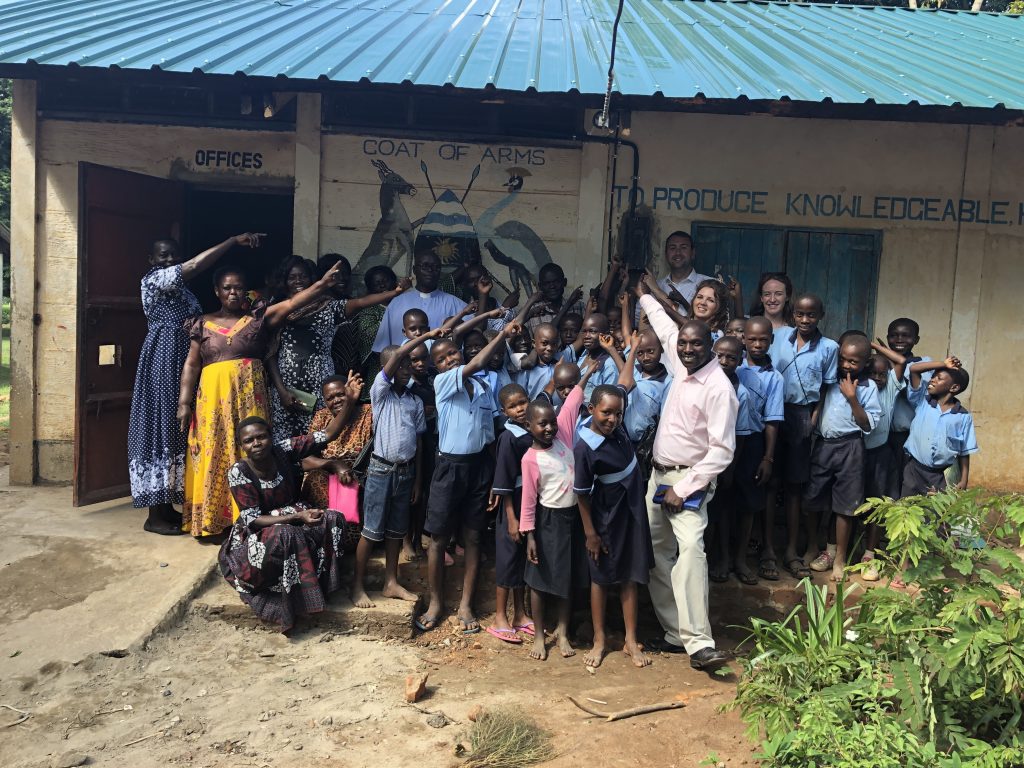 DEO's Office, Commissioning the Electric & Sing-Song with the Mwenyis